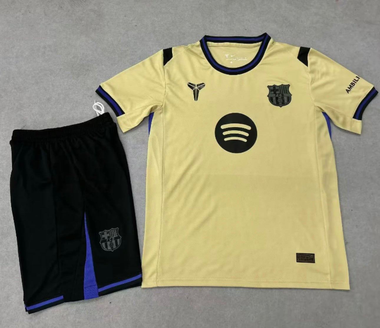 Uniformes de fútbol para niños calidad AAA Children's soccer uniforms AAA quality