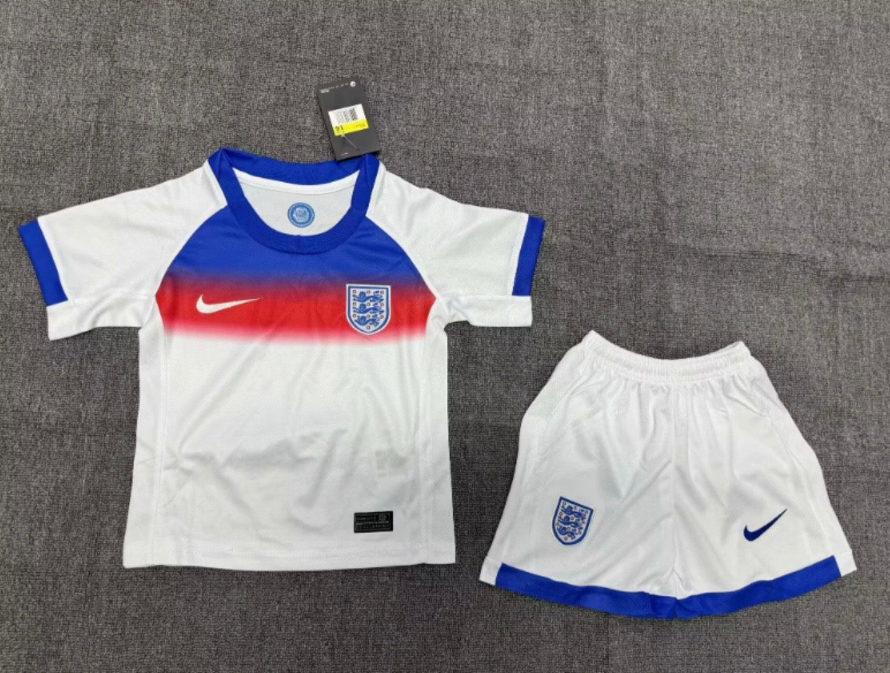 Uniformes de fútbol de Inglaterra