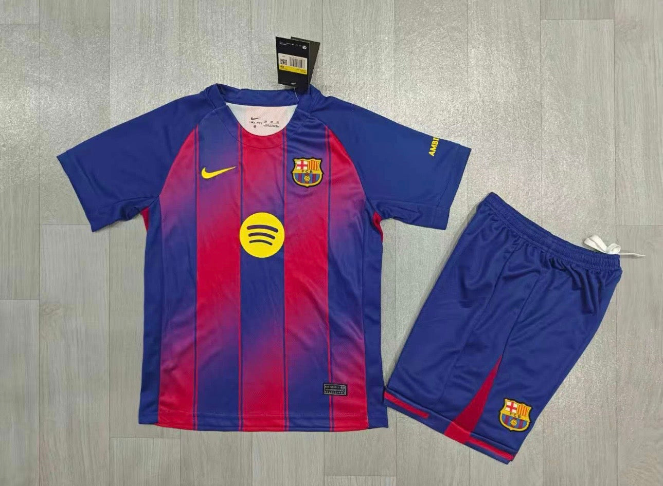 Uniformes del Barcelona para niños calidad AAA