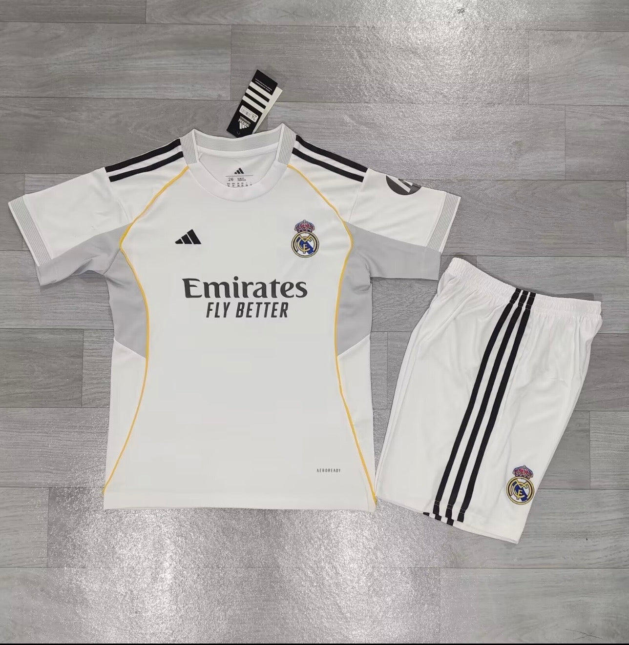 Uniformes del Madrid para niños