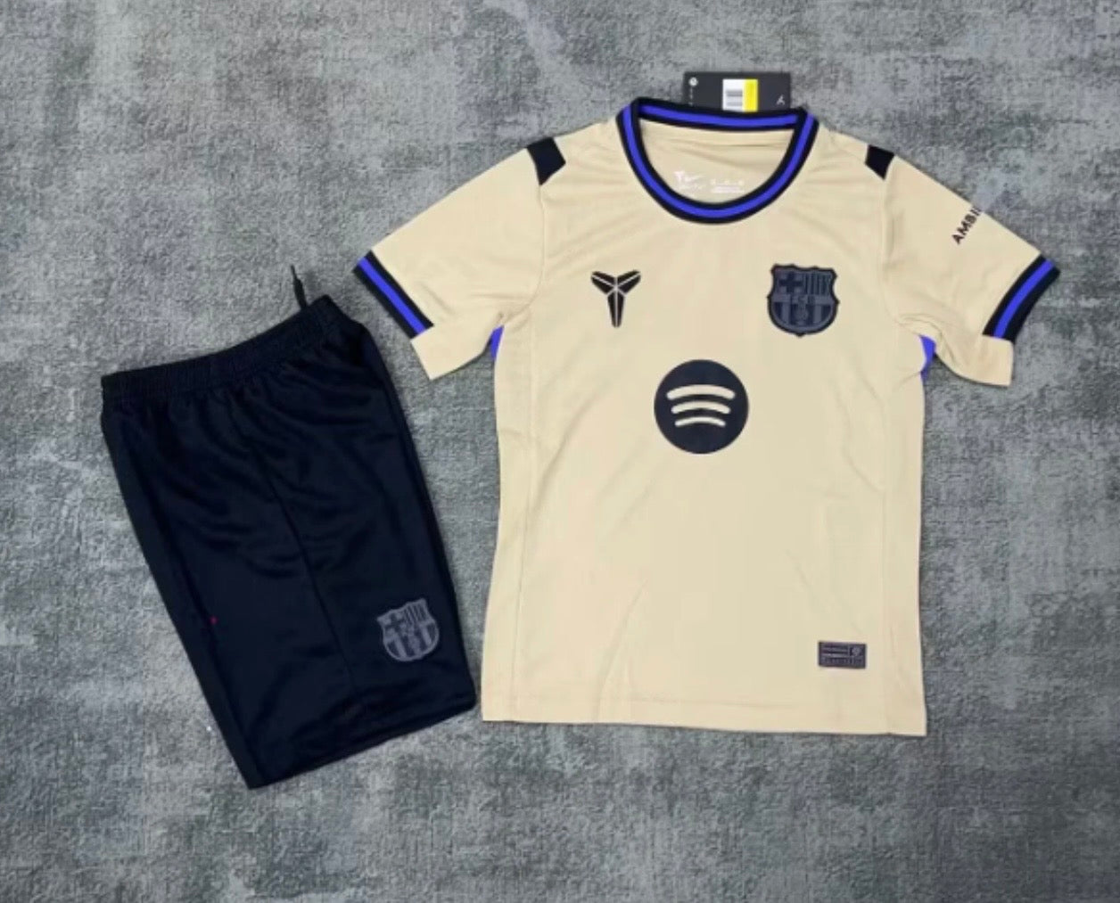 Uniformes del Barcelona para niños calidad AAA